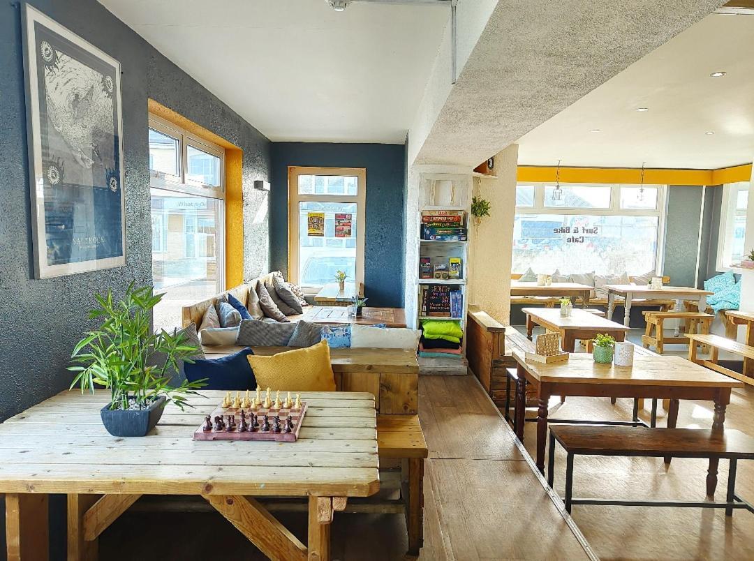 Ocean Surf Lodge 뉴키 외부 사진